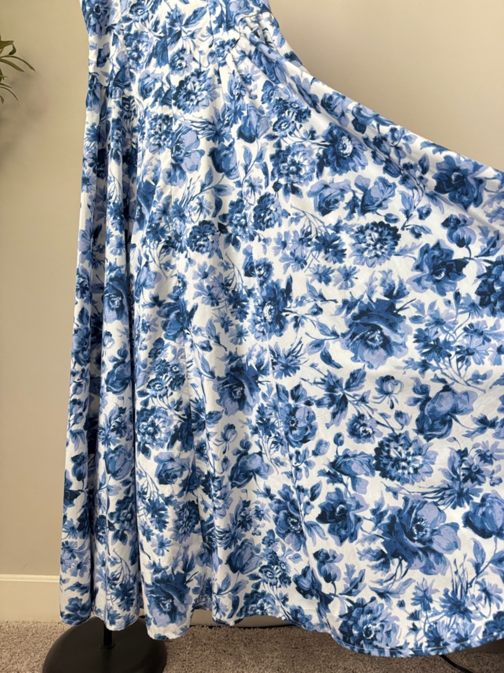 Abercrombie & Fitch Strappy Plunge Corset Maxi Dress - Picture 7 of 10